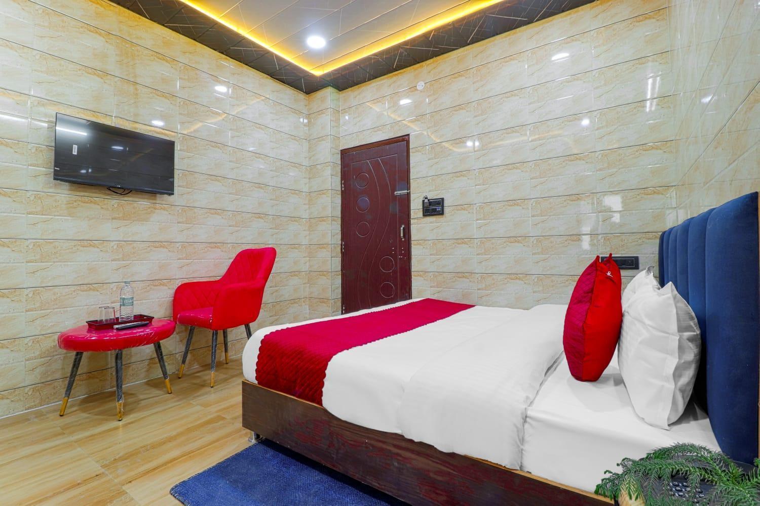 Hotel Krishna Priya Haridvár Kültér fotó