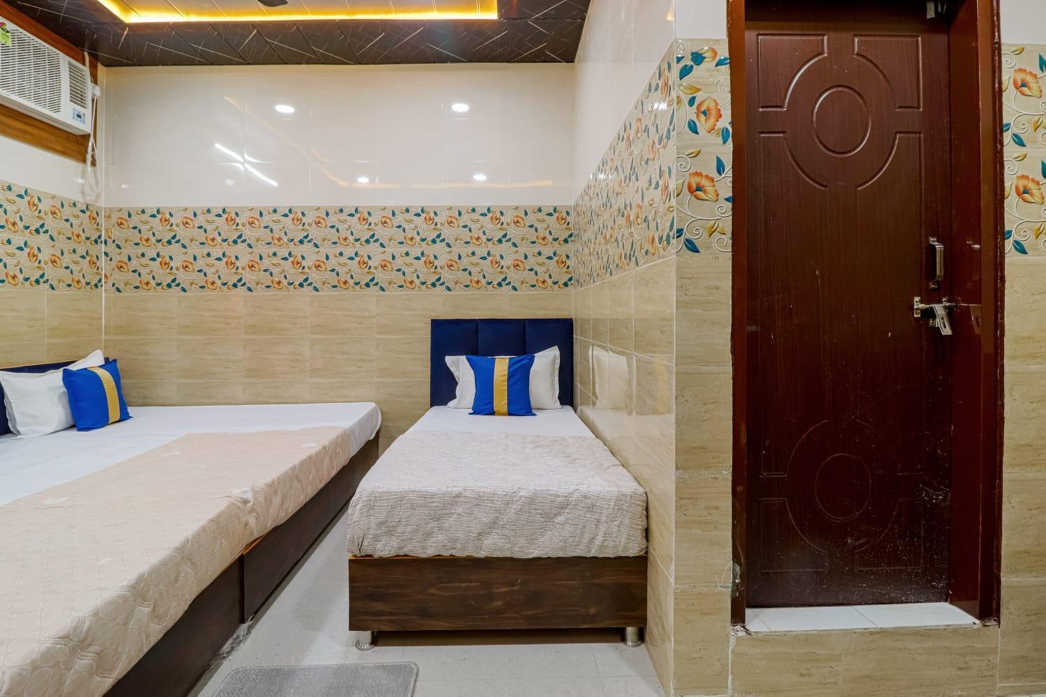 Hotel Krishna Priya Haridvár Kültér fotó