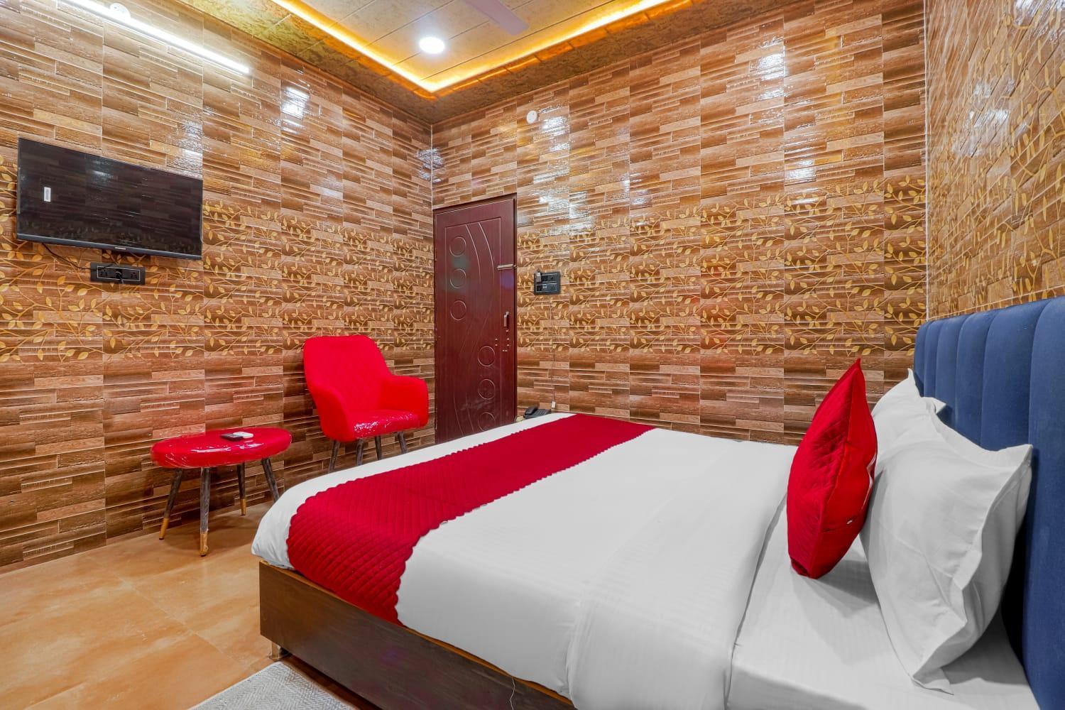 Hotel Krishna Priya Haridvár Kültér fotó